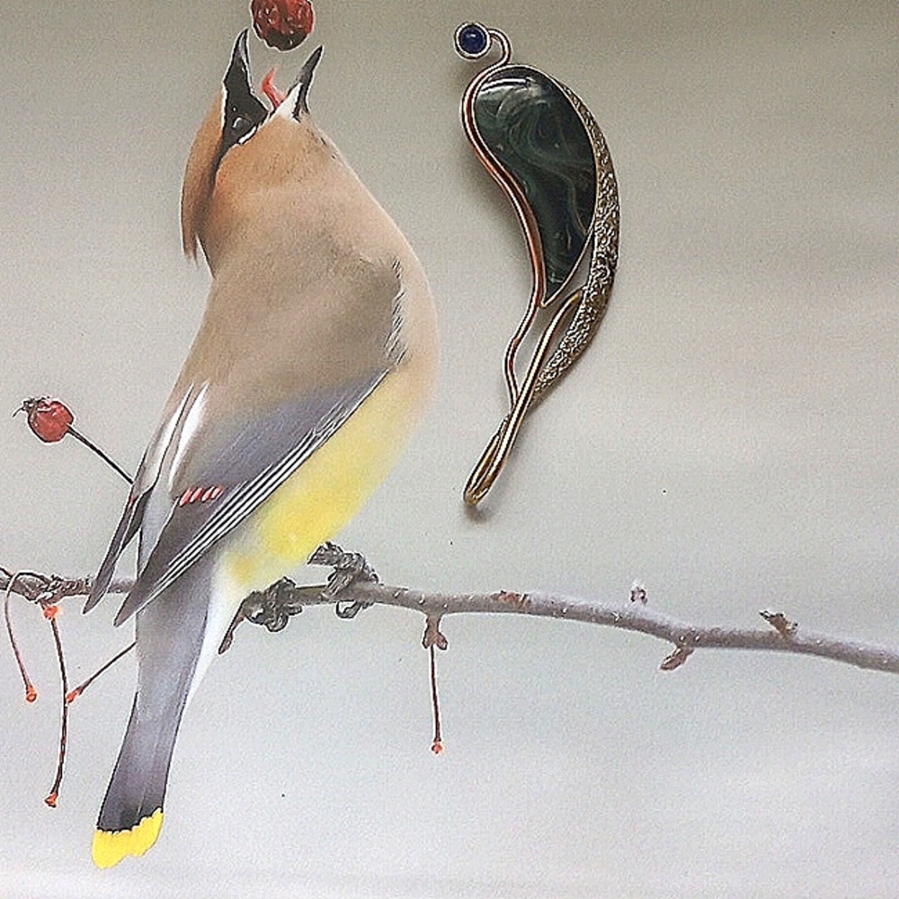 Pin neckpiece asst.metal colors of silver gold pink gold w multi color stone 3 "